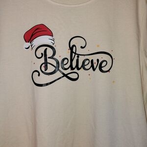 Festive Cream 'Believe' Sweatshirt LG PTP 22"